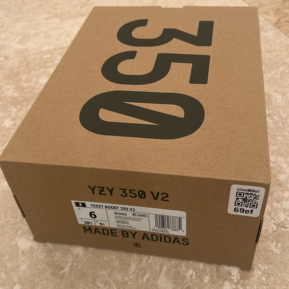 Adidas Yeezy350 V2 Size 6 Box; Box Only - Picture 1 of 7